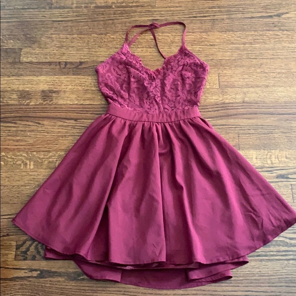 Tobi Dress - Picture 2 of 8